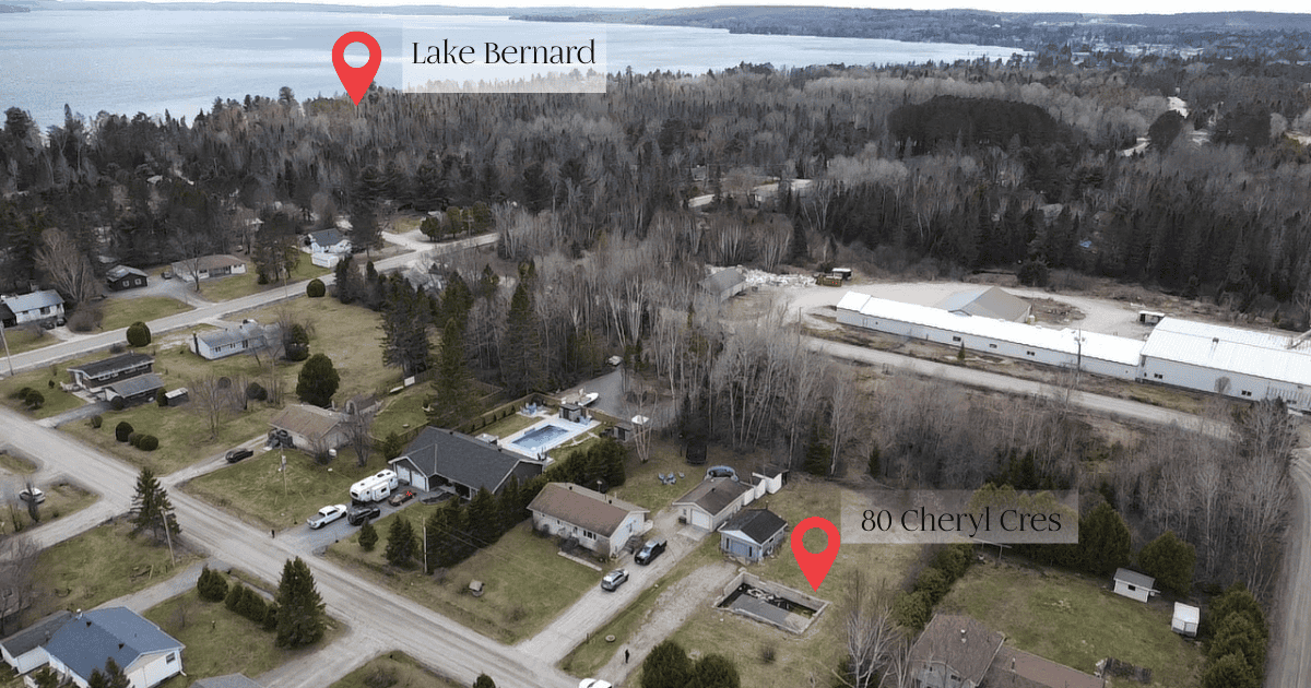 Aerial view showing proximity of 80 Cheryl Crescent building lot to Lake Bernard in Sundridge Ontario